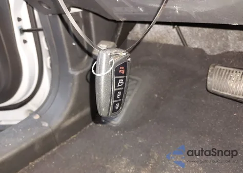 2017 Hyundai Santa Fe Sport 2.4L из США, поврежденный, VIN 5NMZU3LB2HH003164